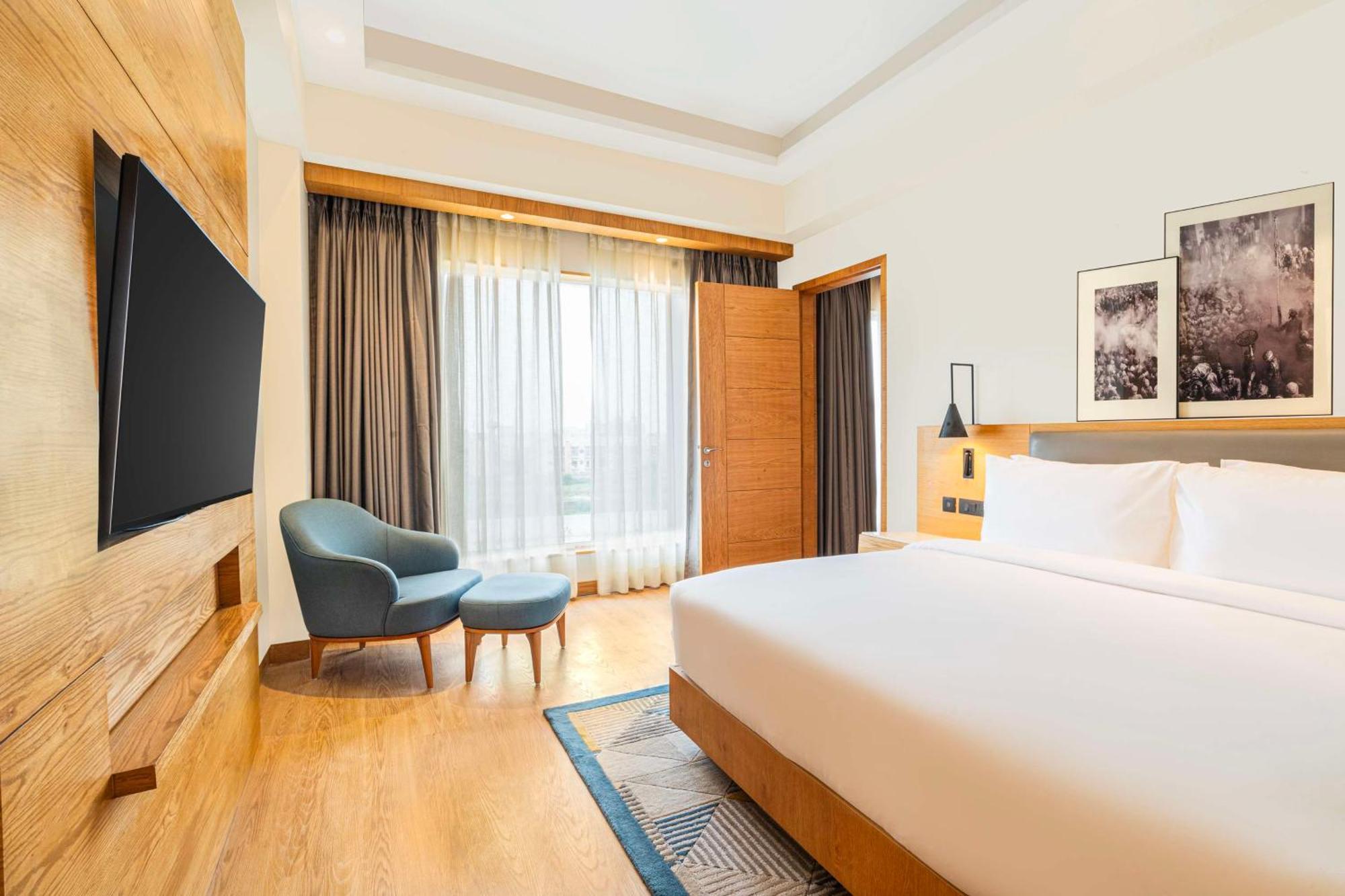 Radisson Hotel Vrindāvan Exteriör bild