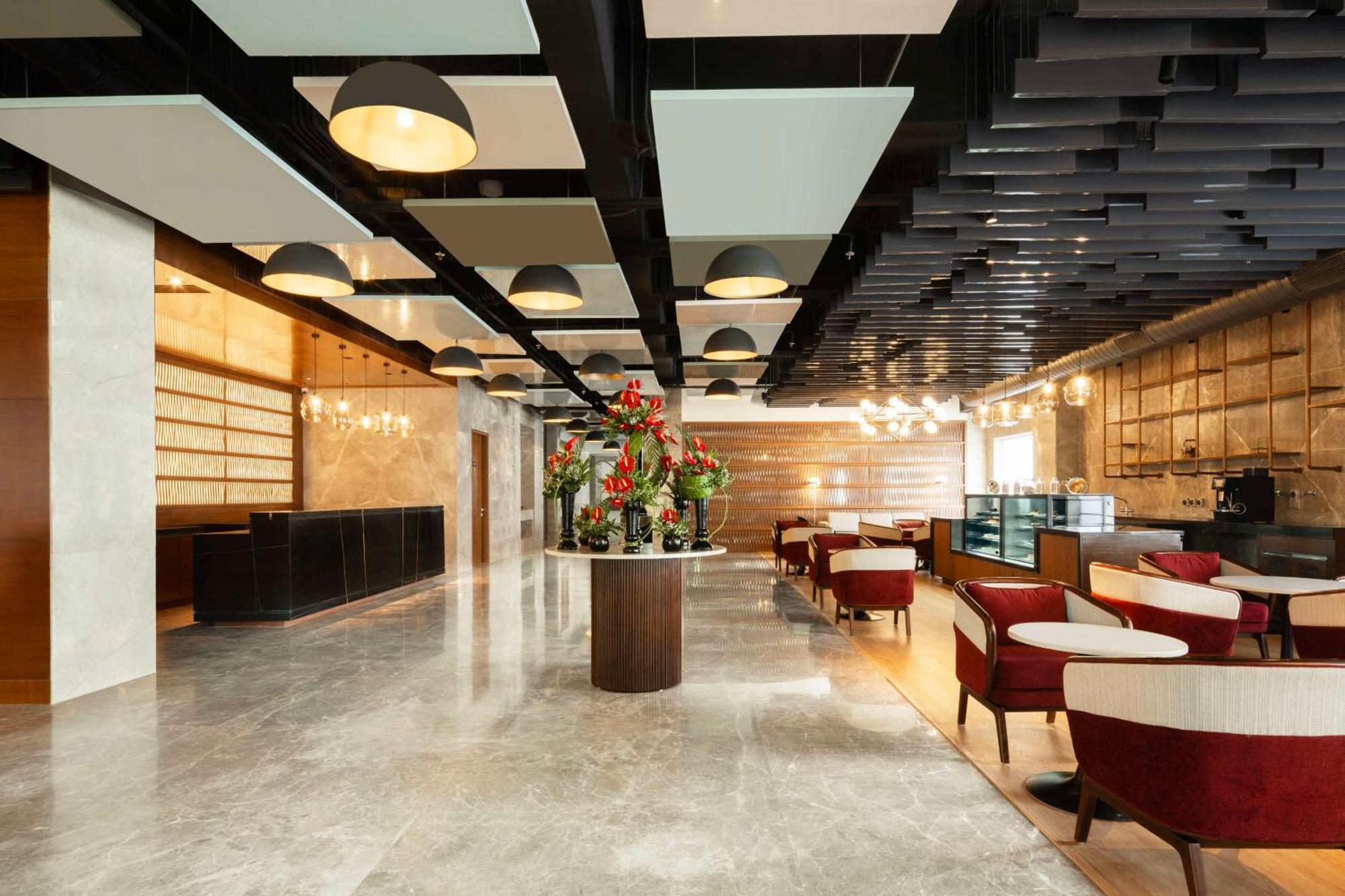 Radisson Hotel Vrindāvan Exteriör bild